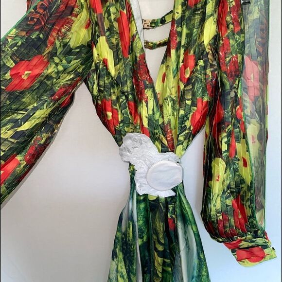 Tropical Waterfalls Maxi Dress - Picture 15 of 16